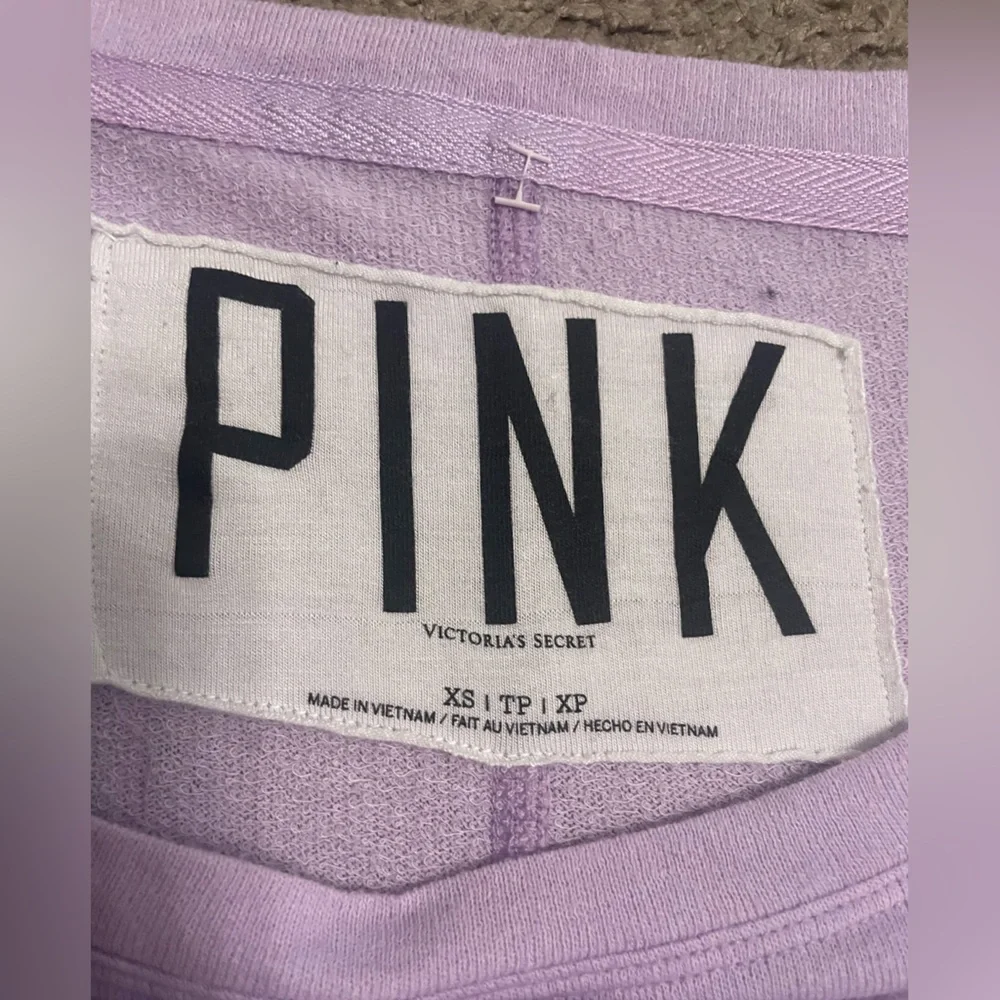 PINK Victoria’s Secret Long Sleeve Crew Neck Shirt Ombre with Rhinestones - Picture 12 of 15
